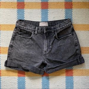 Everlane The Denim Short in Washed Black